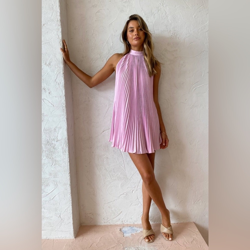 Halter Neck Pleated Mini Dress in Light Pink
